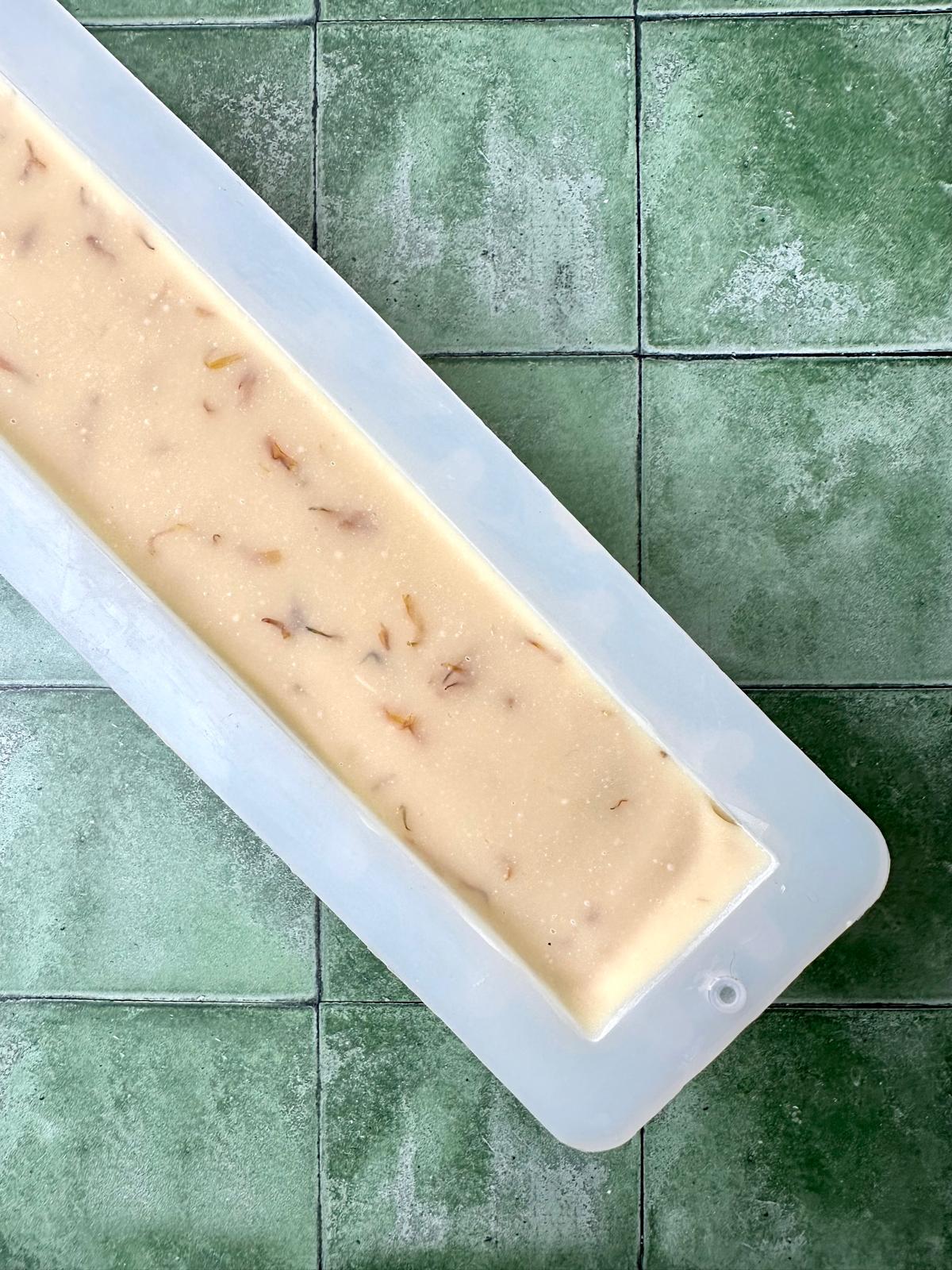 Superfatted soap Lemongrass, lime & bergamot |  Coconut milk & calendula flowers